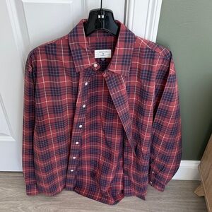 American Eagle Outfitters Men's Red and Navy Plaid Button-Down Shirt